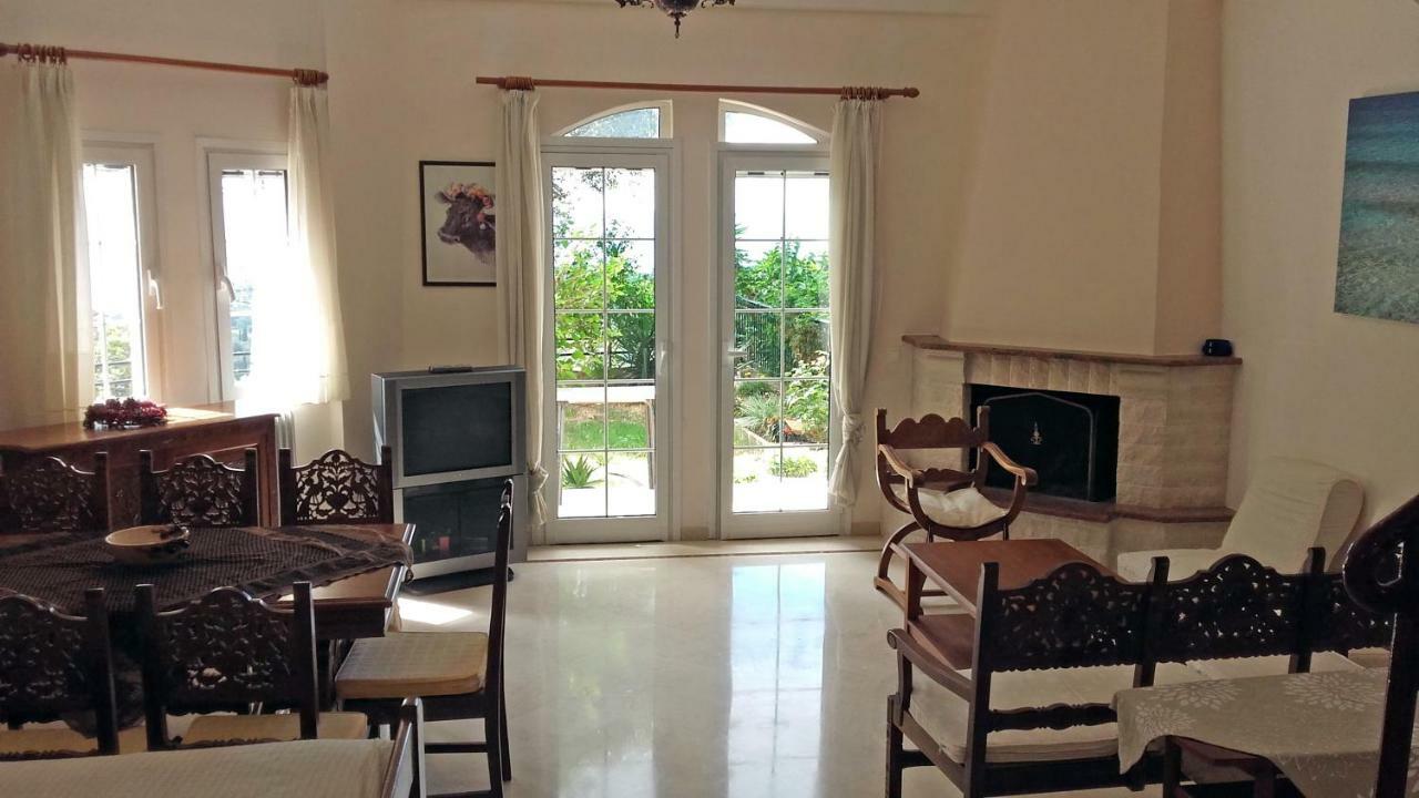 Deskas House. Two Floor With Excellent View Villa